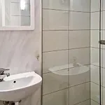 4 Bedroom Beautiful In Ferienhaus Lyngdal