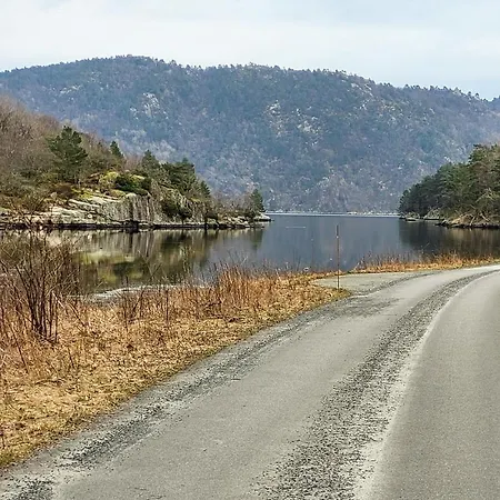 Gorgeous In With House Sea View * Lyngdal