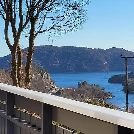 Semesterbostad Gorgeous In With House Sea View